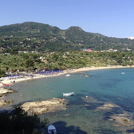 Fontana Barone, * Cefalu