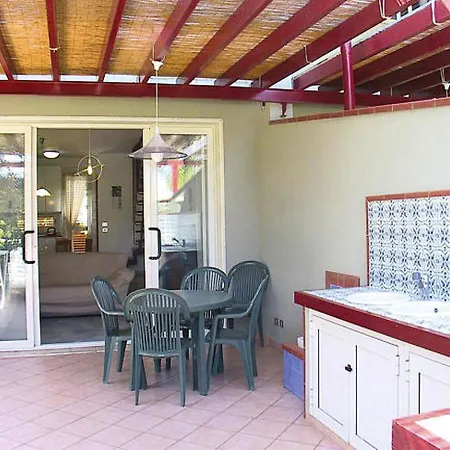 Fontana Barone, Holiday home *