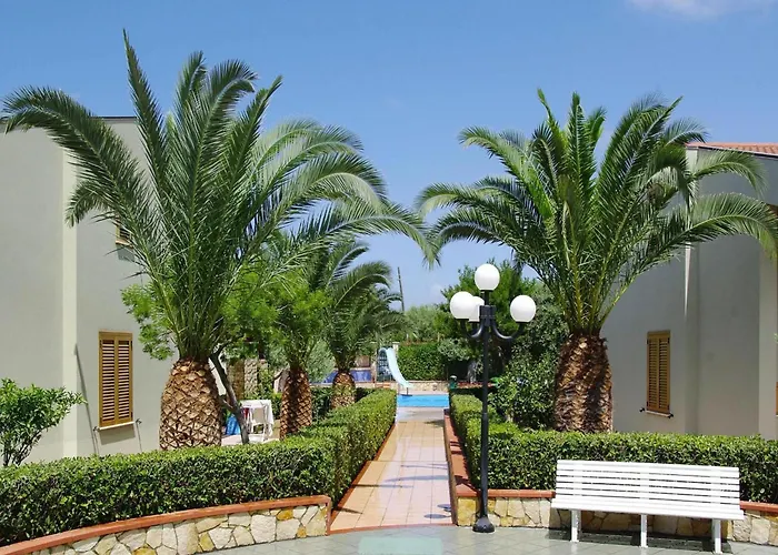 Fontana Barone, تْشيفالو