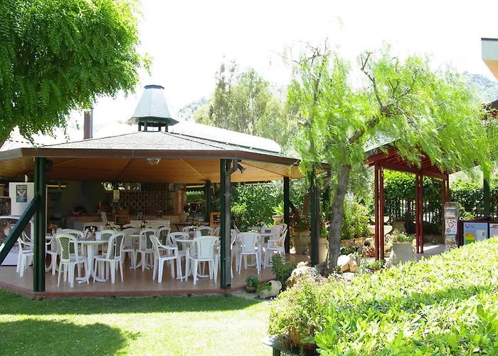 بيت للعطل Fontana Barone, تْشيفالو